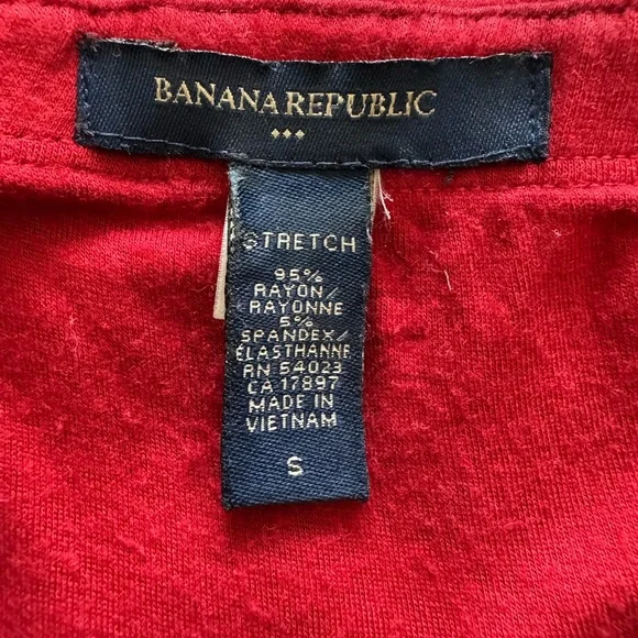 Fuchsia & Dark red sleeveless tops - Picture 6 of 7